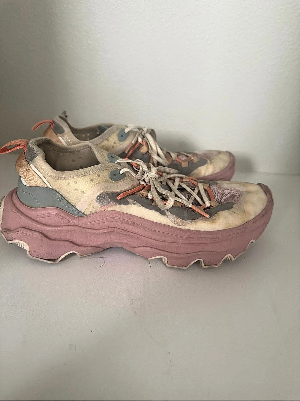 Sorel Kinetic Impact Lace Sneakers in Pink & Tan